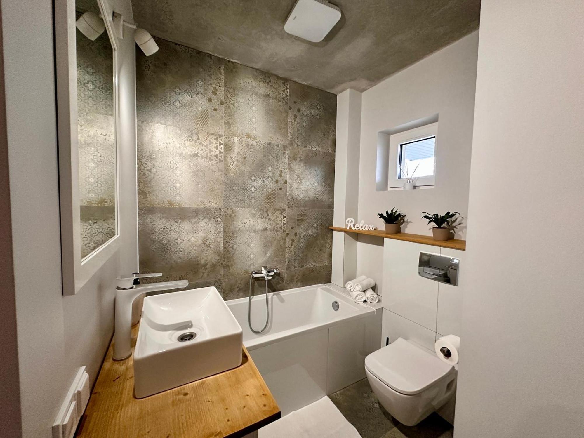 Laba - Basen, Blisko Plazy, Cisza, Taras, Parking, Bezplatne Wifi, Wyjatkowy! Apartment Gdynia Ngoại thất bức ảnh